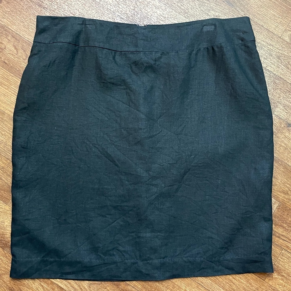 Plus Size Linen Skirt by Kim Rogers - Picture 9 of 10